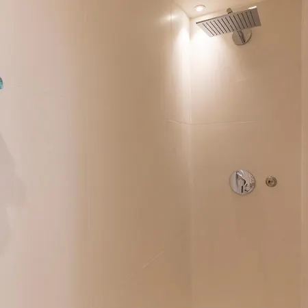 Domus Ticinese Милан