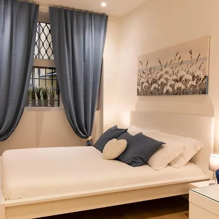 Domus Ticinese Apartment *
