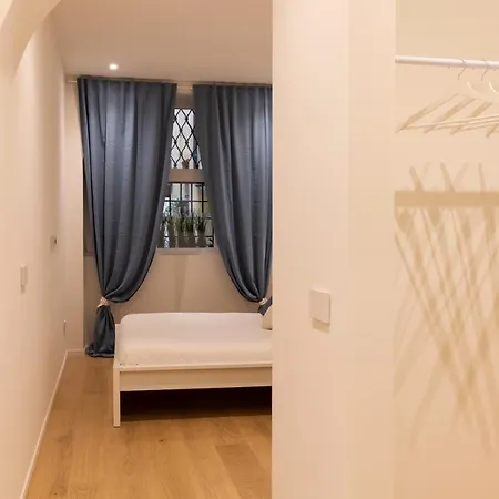 Domus Ticinese Apartment Milan