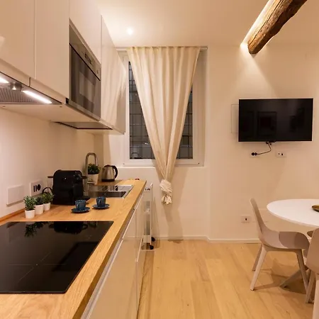 Domus Ticinese Apartament *